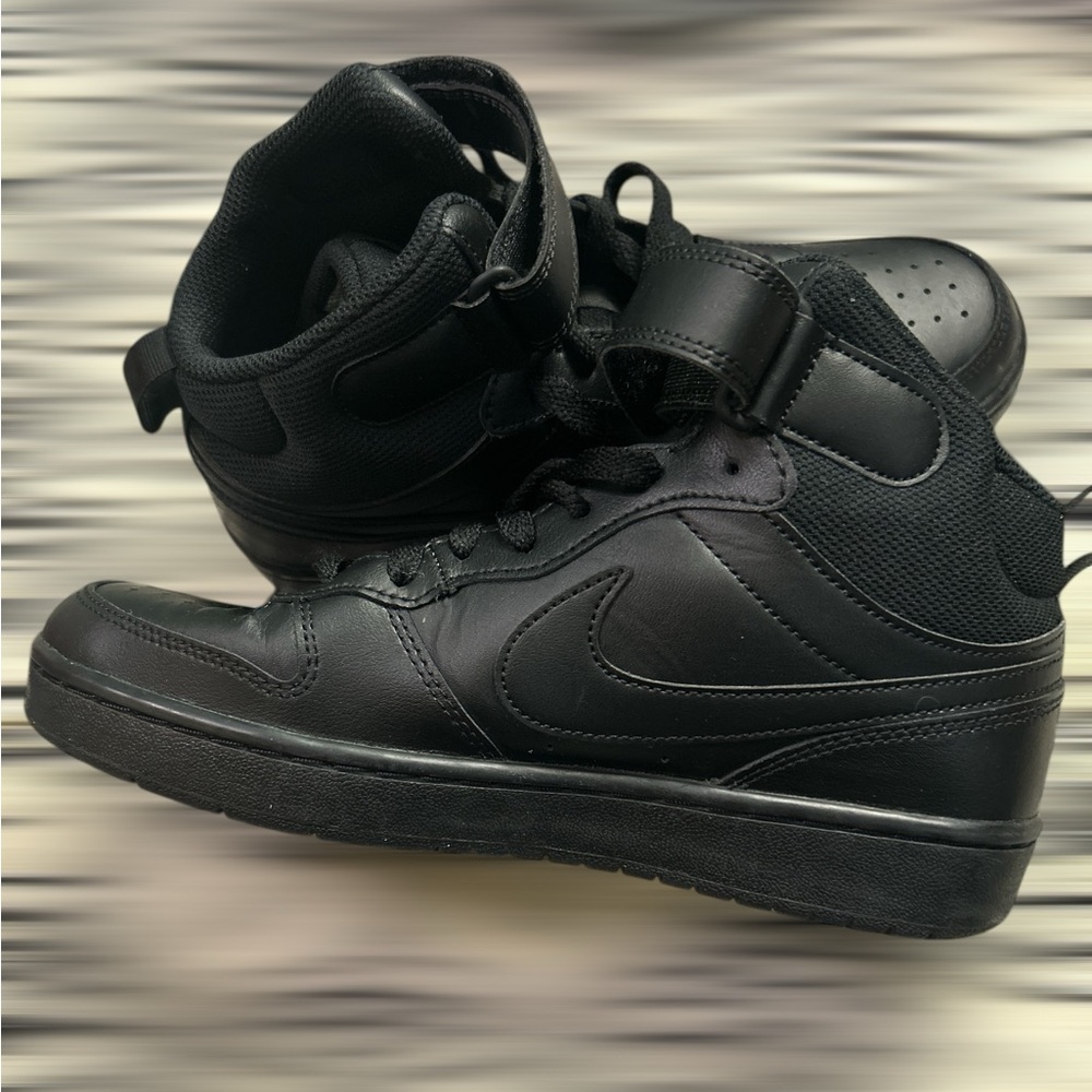 Nike Black Athletic Shoes